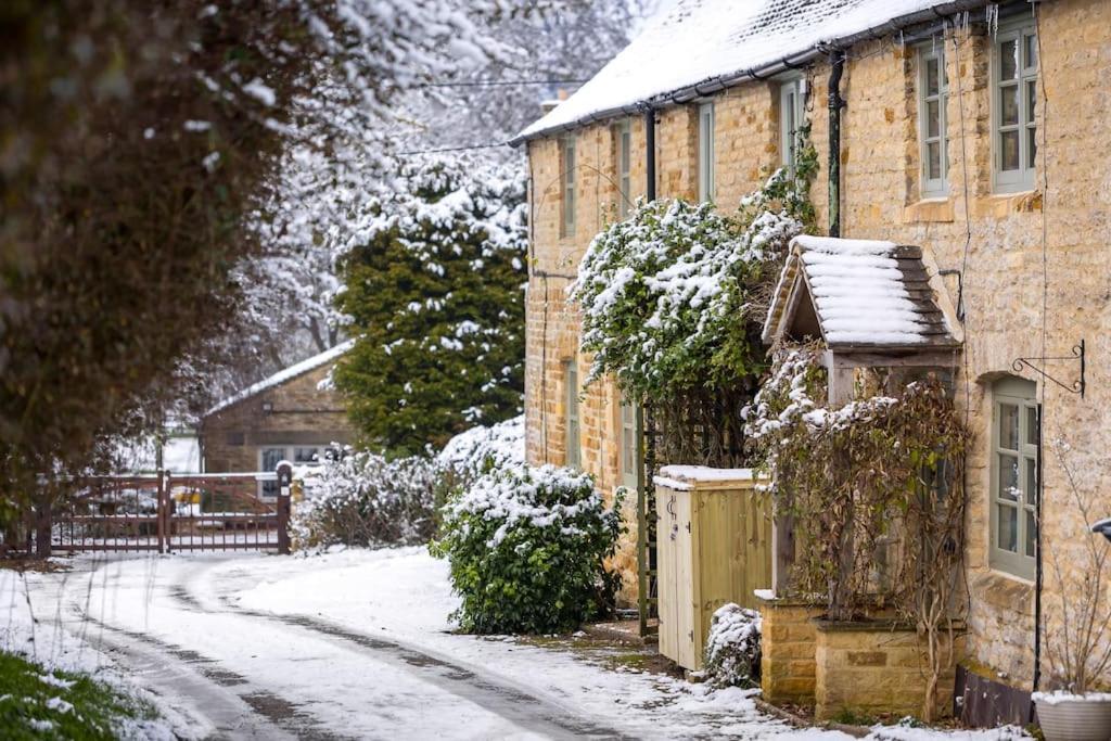 Charming 17Th Century Cotswold Cottage Adlestrop Dış mekan fotoğraf