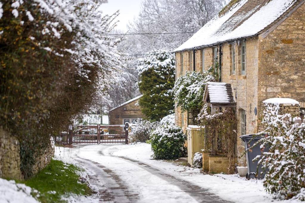 Charming 17Th Century Cotswold Cottage Adlestrop Dış mekan fotoğraf