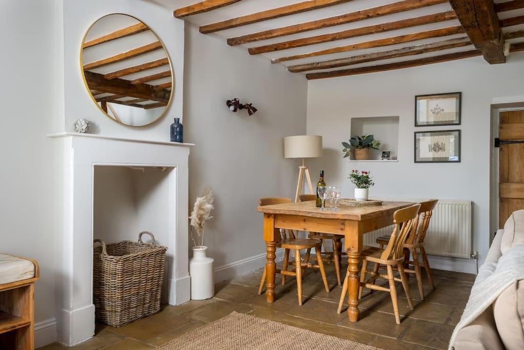 Charming 17Th Century Cotswold Cottage Adlestrop Dış mekan fotoğraf